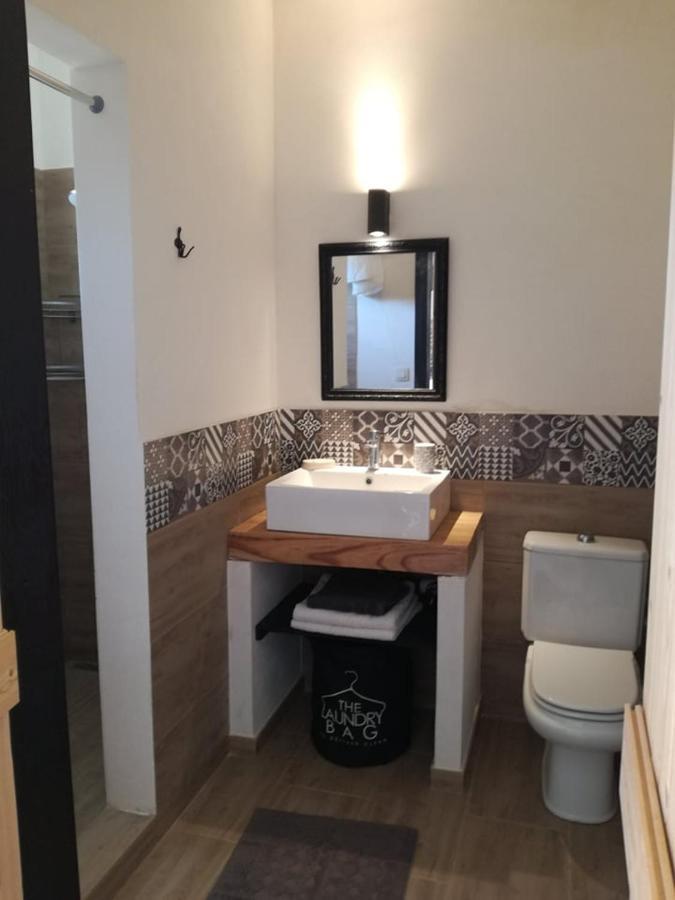 Bramasole Charming House Hotell Comiso Exteriör bild
