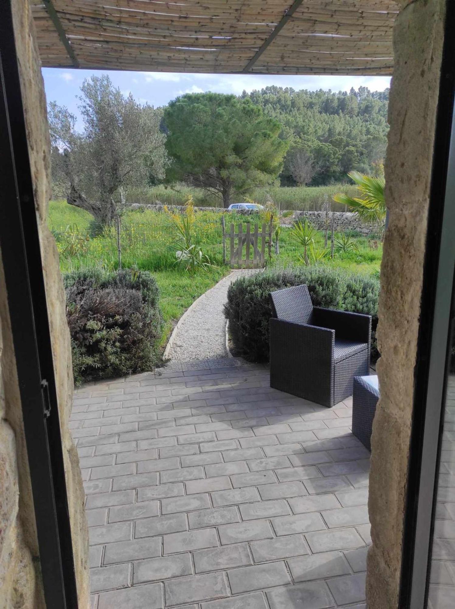 Bramasole Charming House Hotell Comiso Exteriör bild
